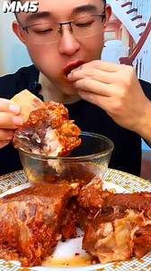 1.6M views · 28K reactions | ASMR Yummy Mukbang   #viralvideoshort #reelsfyp #facebookreels #eatingasmr #asmrvideo #mukbang #eating #yummy #food #asmr | MM 5 | Facebook