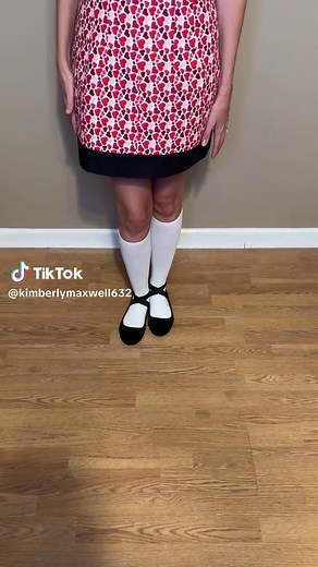 Girl World Halloween Costumes | SNL Gilly Sketch