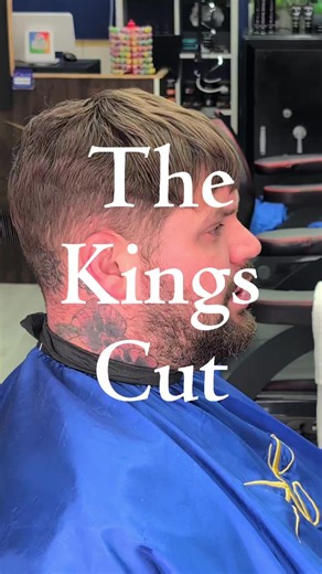 The King’s Cut service 👑✂️ full tutorial — skin fade, beard work, steam, mask, and the full luxury finish. #KingsCut #BarberTok #BarberTutorial #MensGrooming