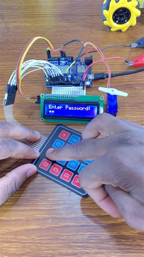 4.8K views · 77 reactions | Key Pad + Servo + Uno R4 Wi-Fi #electrician #arduino #electronics #microcontroller #arduinoprogramming #servomotor #arduinounor4wifi #keypad | Upload Ideas with Itamar | Facebook