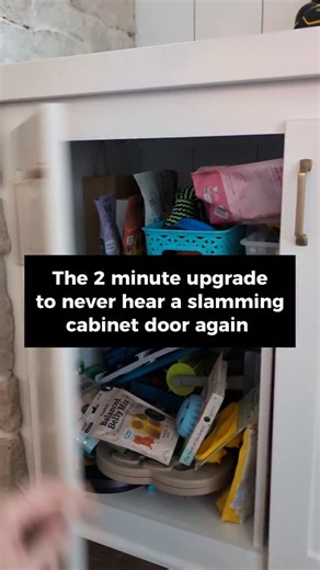 Zoe | Build DIY Furniture + Cabinets on Instagram: "Tired of hearing slamming doors?? Replace the hinges! To order the right hinges: 1. Determine the overlay. The hinges should have a number on them that shows the overlay. If there's a gap around your whole door, you have inset doors. 2. If the sides of your cabinet aren't flush, you have a face frame. If the hinge is installed on the flush side panel, you have euro style/frameless cabinets. 3. when ordering, make sure it meets your overlay and 