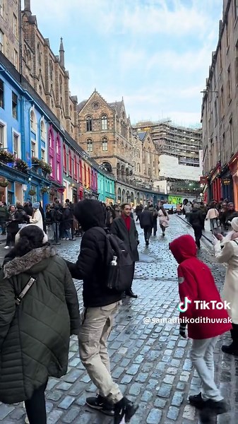 Exploring Edinburgh: The Magical City of Scotland