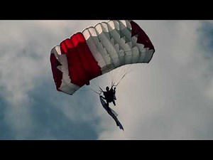 Fallschirmspringer am Jugendfest Villmergen