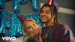 DROPPED OUTTA COLLEGE Lyrics - 24KGOLDN | eLyrics.net