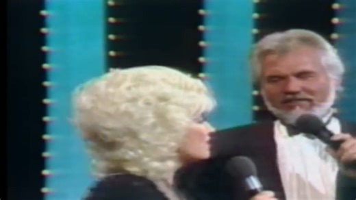 134K views · 6.5K reactions | Kenny Rogers & Dolly Parton – Islands In The Stream... Tap to hear full song: https://hido.greatestoldiessongs.org/kenny-rogers-dolly-parton-islands-in-the-stream/?utm_source=facebook&utm_medium=reel&utm_campaign=legendscountrysongs | Legends Country Songs | Facebook