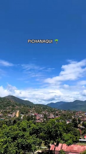Pichanaqui, corazón vibrante de la Selva Central 🍃🌻 Entre montañas verdes y ríos que cantan, este paraíso te envuelve con su aroma a café, su gente cálida y su espíritu imparable. 💪🏻💚💚💚 Aquí, la naturaleza no solo se mira… ¡se vive! 🌿✨ #Pichanaki #PichanakiSelvaCentral💪🏻💚💚💚🍃🌻 #ParaTi | Oxapampa, Paraíso entre valles en la selva central del Perú