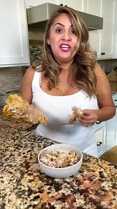 Mini Turkey Pot Pie #thanksgiving #foodie #Recipe #chef #deliciousfood #tasty #foodlover #foodblogger #cookingrecipe #cooking #cookies #homemade #yum #yummyfood #reelsfb #fyp #fypシ | Jenny Martinez