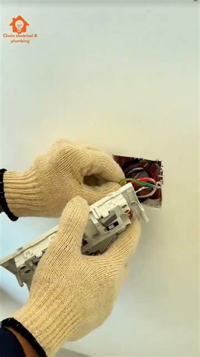 you can turn a five-hole socket into a multi-holesocket #socketprogramming #socketexception