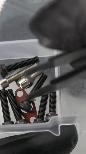 Building a Twin Cylinder Nitro Engine - Assembling and Starting Mini Engine Model Kit - Part5 #engine #enginebuild #reels #foryou | Machik