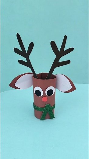 Cute Standing Paper Reindeer 🦌| Easy Christmas Craft
