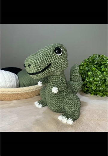 T-Rex: El Amigurumi Más Adorable Hecho a Mano