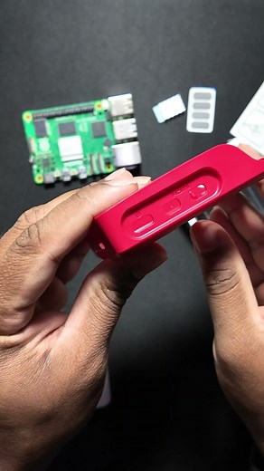 Raspberry Pi 5 & Case Unboxing