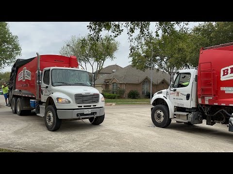 Best Trash: Various Freightliner McNeilus Rear Loader Garbage Trucks