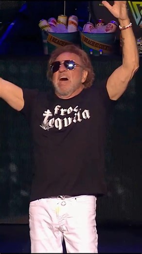 Sammy Hagar & Michael Anthony Rock ‘Summer Nights’ Live!