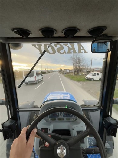 Exploring New Holland Tractors: A Comprehensive Guide