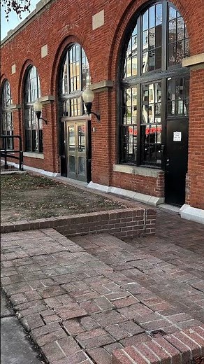 Good News: It No Longer Looks Like a Comedy Club