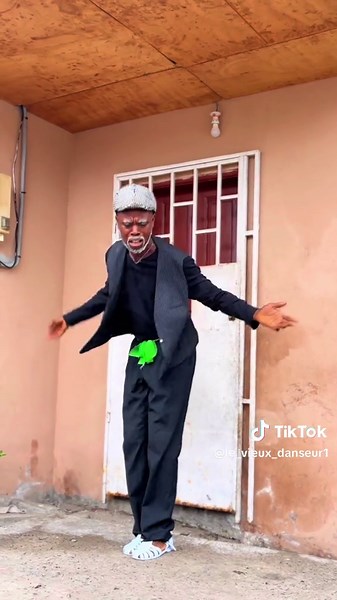 Freestyle Rap Gabonais avec DEMENTOS