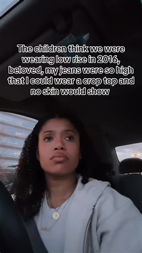 It was dark times for jeans. 5 buttons was excessive #2016 #highrise #jeans