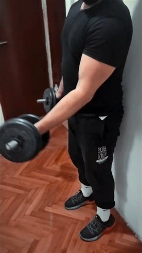 Best Dumbbell Twist for Biceps Growth