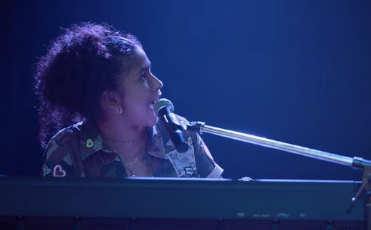 Julie and the Phantoms season 1, episode 2 recap - "Bright"