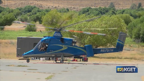 ‘This one is pretty unique’: KCFD utilizes rare helicopter to battle the Little Fire