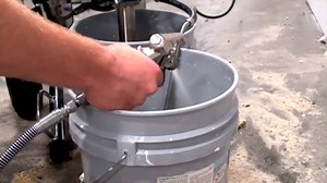 GRACO Ultra Max II 490 Airless Spray Painting Machine for Small and Medium Size Painting Work | Top Trade International