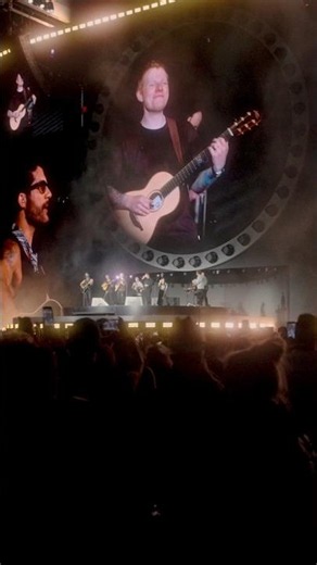 Bringing out ‪@DanAndShay‬ in Nashville to sing Tequila - Ed HQ