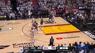 Butler hits a buzzer beater three to end the 1st quarter