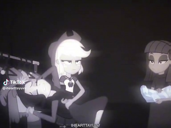 Rarity y Applejack: Un Icono de Amistad