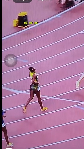 #WorldChampionShips2025 #200wm #sherikajackson #bronzemedal #JamaicanAthletes #jamaica | Tara Smith - Jarrett