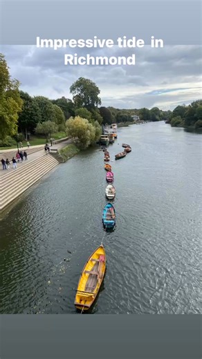 It’s impressive how the riverside transforms with the tide — one moment a peaceful path for walkers, the next completely hidden under water. Have you ever seen this spot disappear like that? #hightide #twickenhamlife #richmond | Twickenhamians community