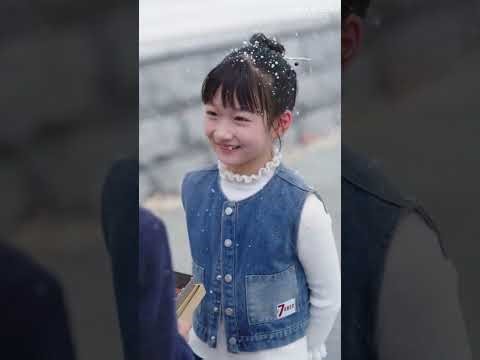 Ruthless mob CEO untouched by women, has his tie pulled by girl. His cold heart melts instantly.
