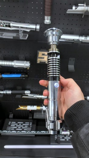 Lightsaber Superneox on Instagram: "Star Wars Luke Classic Realistic Lightsaber for Adult #starwars #lightsaber #superneox #neopixel #merrychristmas🎄"