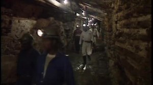 COMO lo HACEN ORO | COMO LO HACEN Documentales