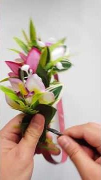 Cook island ei katu(flower crown) in the making