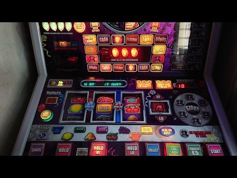 FRUIT MACHINE DEAL OR NO DEAL BANKERS BIRTHDAY. 50+ SPINS £1 PLAY WITH CASHPOT £100 JACKPOT.