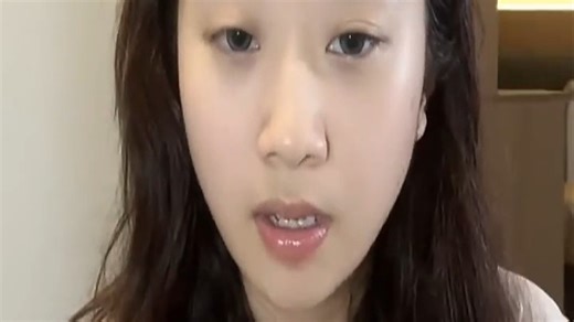 含氟成人美白防蛀固齿，焕白薄荷清新口气进口牙膏