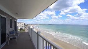 The best place to wake up to 🫶🌊 . #lafayettesoceanfrontresort #lafayettesoceanfront #wellsmaine #wellsbeach #maine #wells #beachlife #beachvacation #vacation #mainehotels #visitmaine #mainetourism #stayinmaine #lafayettehotels | Lafayette's Oceanfront Resort