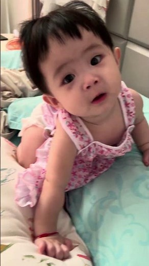 Watch This Sweet Baby Girl Do the Cutest Thing Ever 💕👶 | Heart-Melting Baby Moments You Can’t Miss