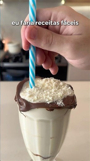 HOW TO MAKE A NINHO MILKSHAKE WITH NUTELLA ❤️ #easyrecipe #recipes #milkshake