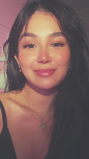 Luscious Lips with Honey: Tips and Products