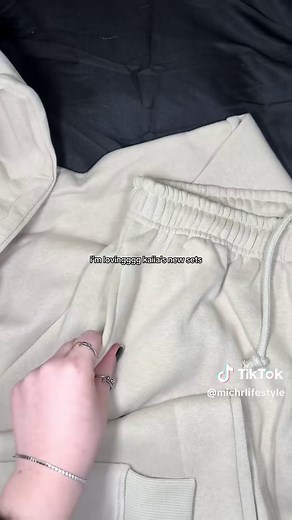 Kaiia The Label Tracksuit Haul Review