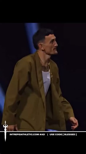  on Instagram: "Holloway vs Porior #ufc318 #ufc318‼️ #maxholloway #dustinporior #diamond #mma #ufc #explorepage✨ #forestphotography #danawhite #trending"