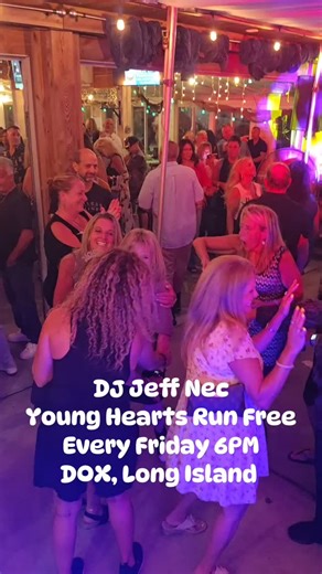 1.6K views · 2.6K reactions | DJ Jeff Nec. #clubdj #disco #freestyle #house #housemusic #classichouse #genx #classics #oldschool #70s #80s #grownfolksmusic #nocopyright #nocopyrightinfringementintended | Jeff Neckonoff | Facebook