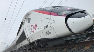 "Il y a eu un énorme choc" : les passagers du TGV Strasbourg-Paris qui a déraillé racontent