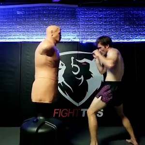 1.3M views · 10K reactions | I recently changed the way I throw punches. My key focus points are: 1. Open/relaxed hands 2. Cocked wrist 3. Spiral the forearm in; upper arm out Anyone else train bare-knuckle? I feel it's essential for punch mechanics, accuracy, and bone-stacking  More on the topic in my latest YouTube video  #heavybag | FIGHTTIPS | Facebook