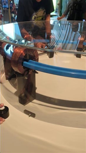 particle accelerator 人工粒子加速器😂 #cern