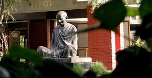 国际非暴力日 | 联合国