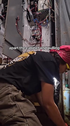 If yah needed a sign to label your sh*t here it is 📚✍🏾 trollcoclothing code ERKELLY10 Lol also struggling gettin this b*tch open 😂😅 ended up hitting it & breaking the rust & corrosion first . . #travel #electrician #womenintrades #womeninconstruction #womenelectricians #womenelectrician #fyp #manitobaconstruction #electrical #winnipegconstruction #evavolts #northernwork - - #electrician #evavolts #womenintrades #womenelectricians #womeninconstruction #electrical #fyp #womenelectrician #winni