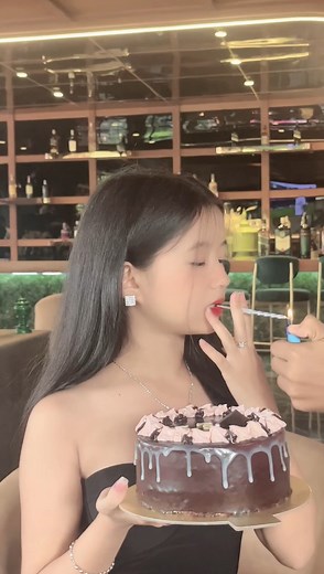 🥳🥳🥳 Happy birthday to me 🎈 🎁 🥳 | Alice shwe zin